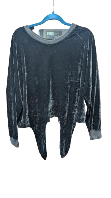 Soft Tie Front Top SZ: MD by: RDI
