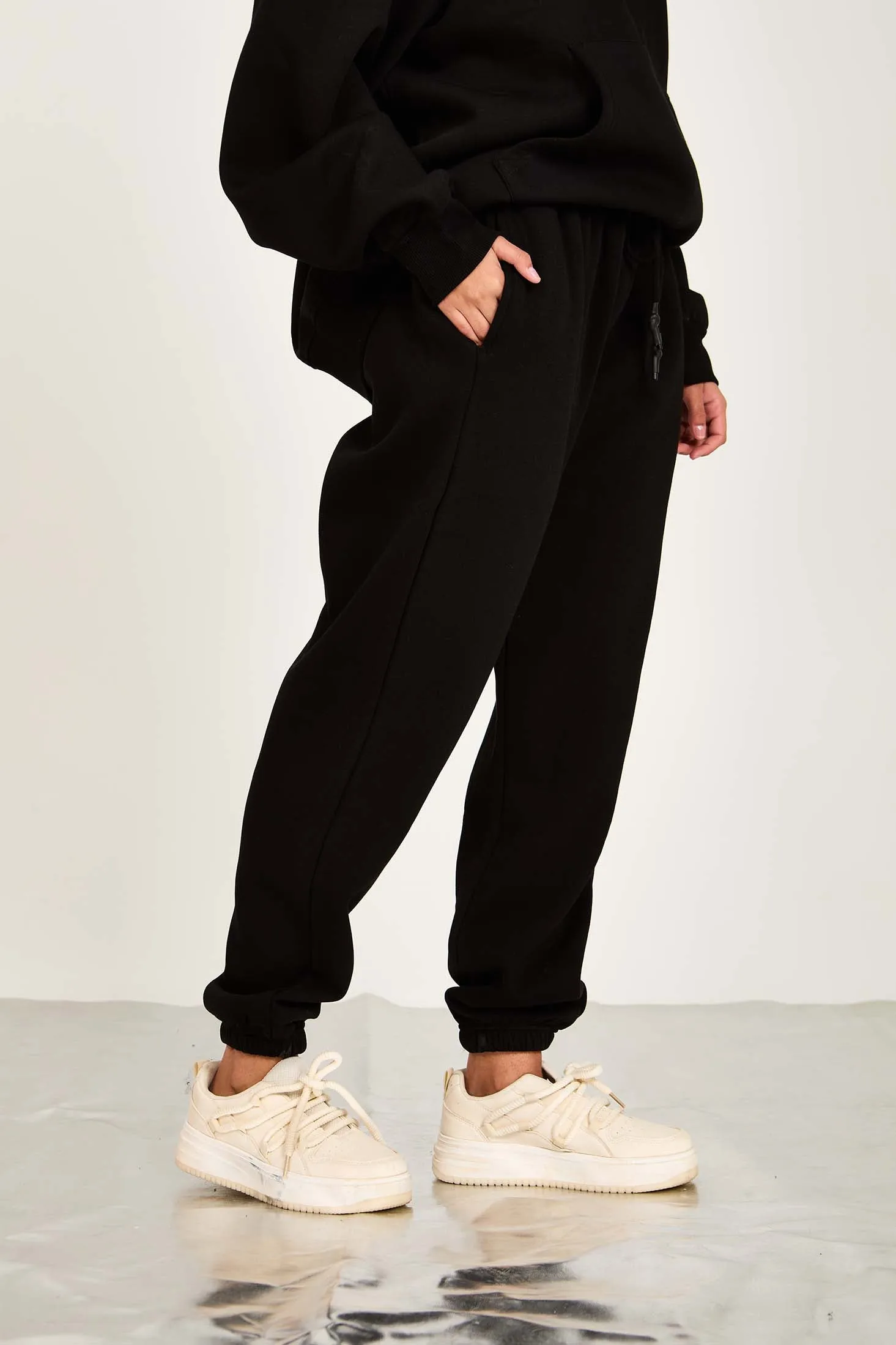Unisex Loose Fit Sweat Pant Black