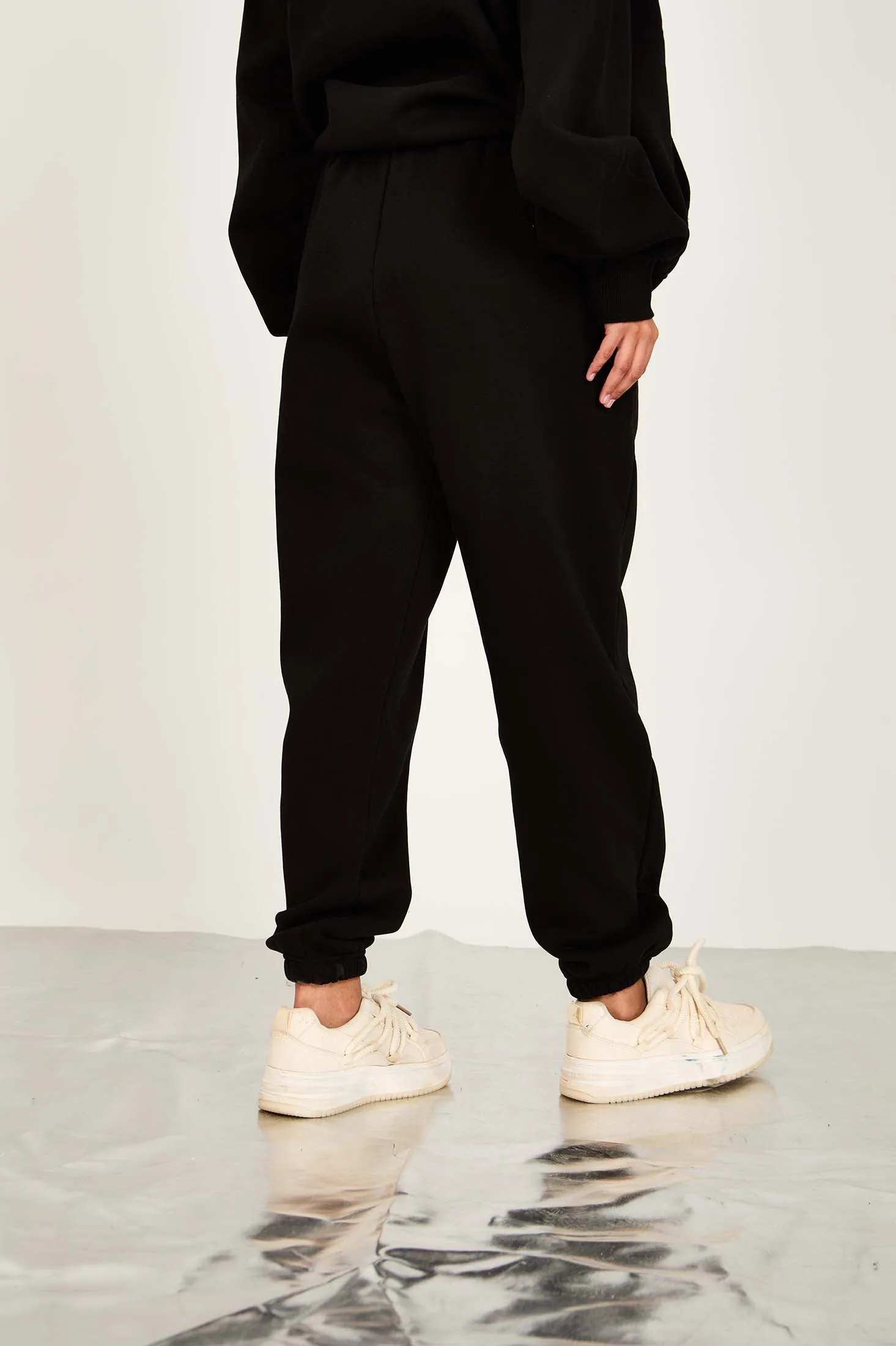 Unisex Loose Fit Sweat Pant Black